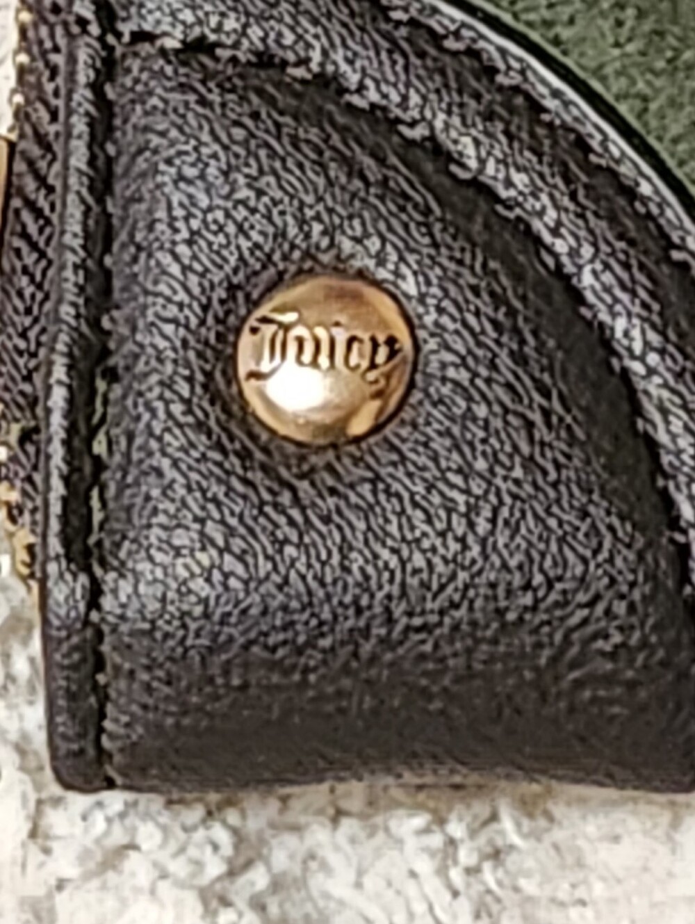 Juicy Couture Key To Juicy Wallet Super Greens Olive Velvet Gold Crown EUC - Picture 6 of 8